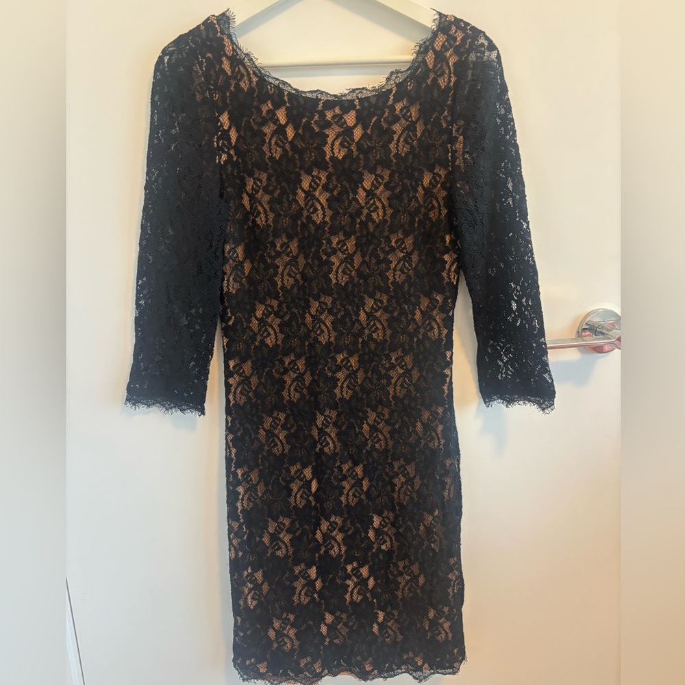 Aritzia Babaton Black Lace Rafael Dress Size 4